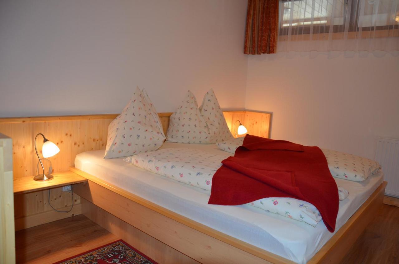 Pension Zum Schreiner Hermagor-Pressegger See Exterior foto